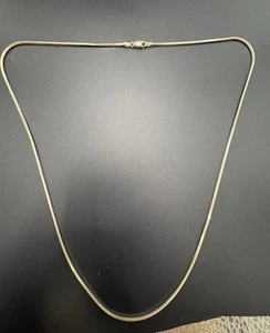 24 Zoll Sterlingsilber Quadrat Schlangenkette Halskette 10 Gramm X29 - Bild 1 von 10