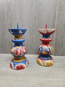 Candelabros de madera de colección arte popular bávaro con flores pintadas a mano - Imagen 1 de 10