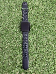 Apple Watch Series 2 Nike+, Cerámica Negra, 42mm Carcasa Aluminio (A300) - Imagen 1 de 3