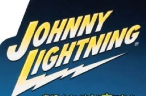 1/64 JL 2020  Classic Gold 1963 Studebaker Avanti JLCG022 R2 #1 - Image 1 of 3