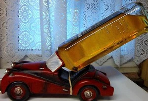 TRIUMPH TR FLASCHENHALTER AUTO HARZSTÄNDER WEINFLASCHE WHISKEY WEINFLASCHENHALTER - Bild 1 von 12