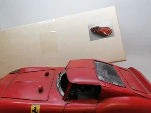 Modello in latta 1:18 - Ferrari GTO - Foto 1 di 4