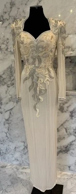 Vestido Blanco Bordado Lentejuelas Noche Baile de graduación Manga Larga Alyce Designs Talla 8 Foto 1 de 4