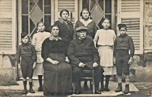 C.P.A / PHOTO / VUE SUR GROUPE DE PERSONNES / A IDENTIFIER - Imagen 1 de 1