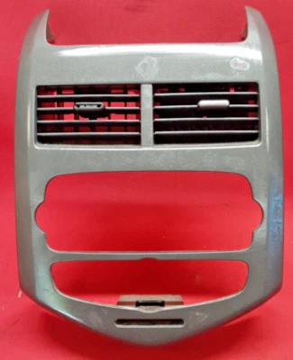 GM Chevrolet Sonic Dark Argent 2012-2016 panel de instrumentos metálico moldura central Foto 1 de 4