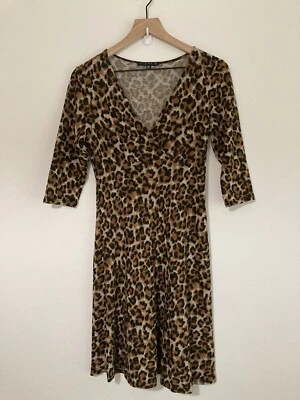 Tiana B. Vestido feminino estampa de leopardo tamanho XS manga 3/4 lã - Imagem 1 de 4