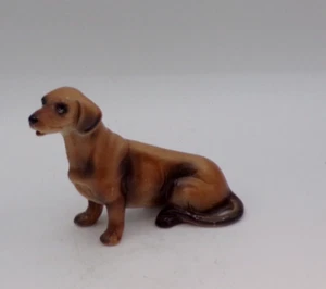 Vintage Porcelain Dachshund Weiner Brown Dog Glossy Figurine - Picture 1 of 6