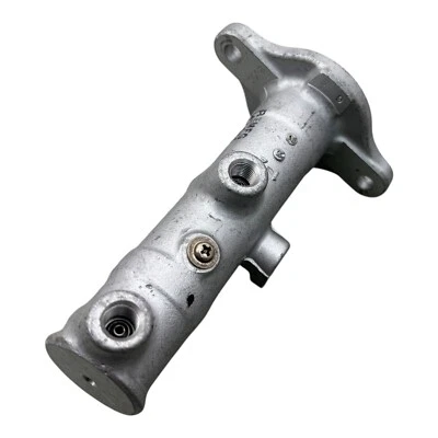 Cilindro maestro de freno OEM 11-3009 para Mazda Protege 1999-2000 Foto 1 de 4