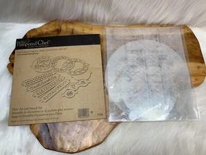 PAMPERED CHEF Plate Art Stencil Set & Cake Stencil for Cake, Cupcakes Decorating - Picture 1 of 4