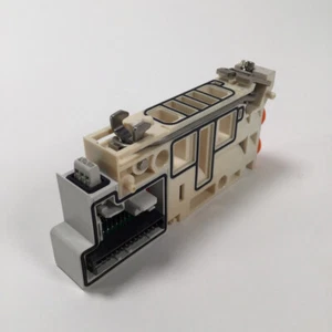 Bloque colector Smc VVQC2000-1A-D-N9 nuevo NMP - Imagen 1 de 5