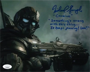 MICHAEL GOUGH foto autentica firmata a mano "CARMINE - GEARS OF WAR" 8x10 JSA COA - Foto 1 di 2