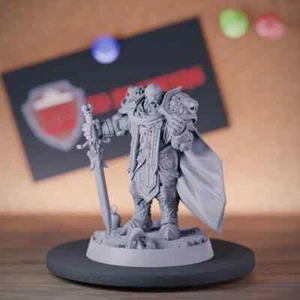 Human Paladin Warrior Miniature Holy Fighter Dungeons and Dragons Mini DnD 5e - Picture 1 of 8
