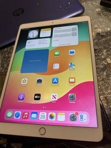 Apple iPad Pro 2nd Gen 10.5 A1701 64GB Wifi - Picture 1 of 3