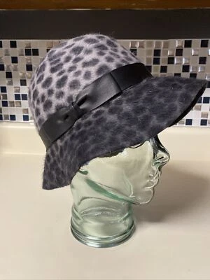 Sombrero flojo de pelo de conejo Eugenia Kim para mujer gris negro con moño guepardo Foto 1 de 4