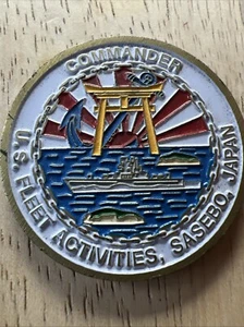 USN Commander U. Moneta sfida S Fleet Activities Sasebo Giappone - Foto 1 di 8