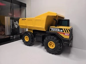 TONKA 952 Metal Mighty Dump Truck Yellow Die Cast Hasbro 2020  - Picture 1 of 7