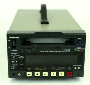 Panasonic AJ-D230 Digital Video Cassette Recorder - Picture 1 of 6