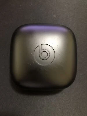Beats by Dre Powerbeats Pro Charging Case Replacement Beats Genuine - Image 1 of 3