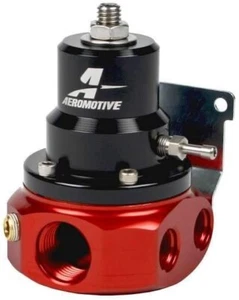 Aeromotive Fuel System 13224 A1000, 4-Port Carbureted Bypass Regulator - Foto 1 di 1