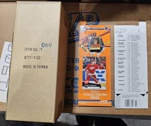 1 Dutzend 1991 ACE MVP Sergei Fedovor RED WINGS NHL COLLECTORS PIN Sealed Box - Bild 1 von 3