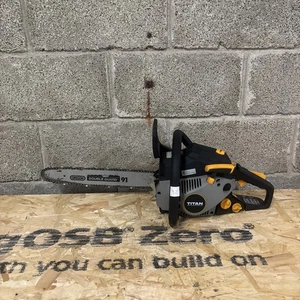 Titan Chainsaw Petrol 40cc TTCSP40 40cm 2 Stroke - Picture 1 of 6