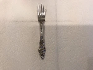 Les Six Fleurs by Reed and Barton Sterling Silver 6” 4tine strawberry fork, mono - Picture 1 of 11