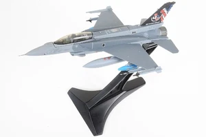 JCW-72-F16-024 JC Wings F-16D Fighting Falcon 1/72 Model USAF 56th OG, 425th FS - Picture 1 of 2