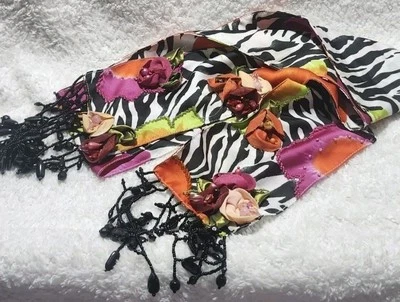 NUEVO CON ETIQUETAS Mary Frances Tango In Paris Cinturón Bufanda Bordado Adornado con Cuentas Foto 1 de 4