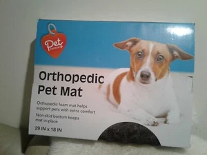 New Pet Central Orthopedic Foam Pet Mat non skid bottom 29 " x 18 " chocolate - Picture 1 of 3