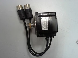 SGMPH-02AAA41D SERVO MOTOR YASKAWA - Imagen 1 de 2