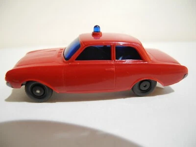 WIKING VINTAGE 1:87 FIRE DEPARTMENT FIRE CHIEF FORD 17M  1969-72 MINT # 1043/2 - Image 1 of 4