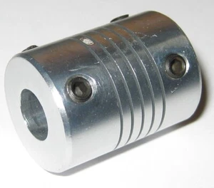 4 mm to 8 mm Shaft Flexible Coupling - 4mm to 8mm - Aluminum Flex Coupler - Picture 1 of 5