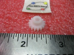 Mitsubishi 641D799010 Getriebe Kunststoff - NOS Stck 1 - Bild 1 von 3