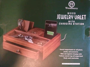 Woodbury Wood Men’s Jewelry Valet Box with Charging Station NIB - Picture 1 of 1
