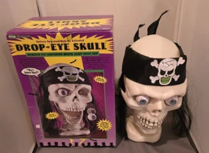 In Box Fun World Electronic Drop Eye Skeleton Pirate Decoration Great Condition - Picture 1 of 7