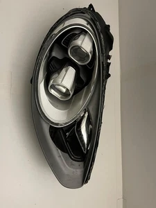 Porsche Panamera 970 Full LED Right headlight Facelift For Parts only Original - Picture 1 of 10