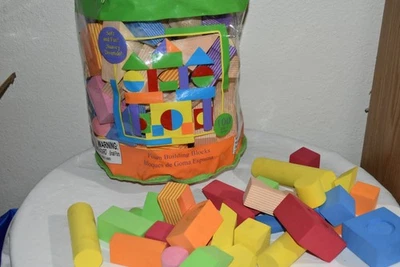 Bolsa de bloques de construcción de espuma habilidades de aprendizaje diferentes formas usado en excelente estado Foto 1 de 4