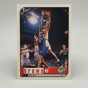 1998 Upper Deck UD Choice P.J. Brown #73 Miami Heat NBA 90's Basketball Card - Picture 1 of 13