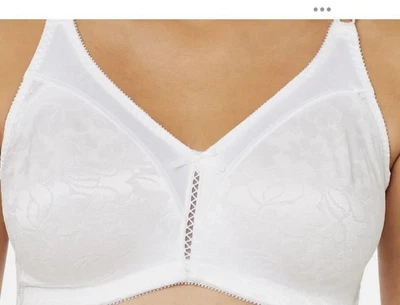 NEW Two Bali White Bra Size 38D Classic Support Cool Comfort Wireless NWT In Pkg - Image 1 of 4