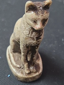 Bastet، the ancient Egyptian goddess of protection and cats، Limestone Statue  - Picture 1 of 4
