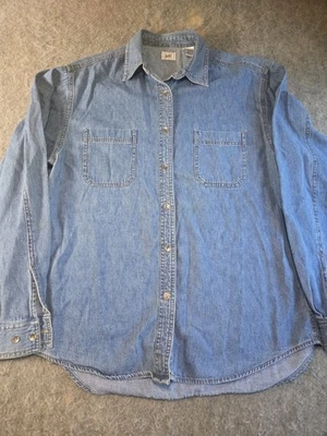 Vintage Men's Lee Blue Denim Button Front Shirt Long Sleeve Sz Medium  - Image 1 of 4