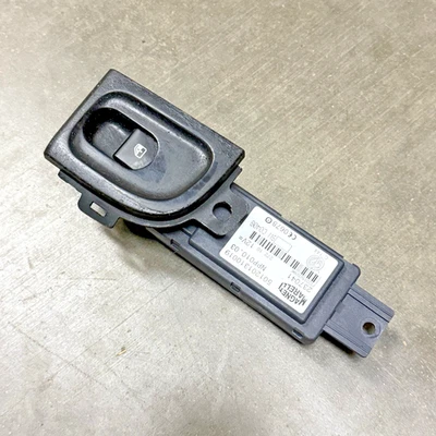 Оригинальный переключатель управления передним правым окном 03–13 Maserati Quattroporte M139 - Изображение 1 из 4