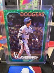 SHOHEI OHTANI HR REC GREEN CRACKED ICE RARE REFRACTOR /499 DODGERS Uniform Holo - Bild 1 von 9