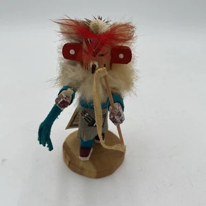 Bambola vintage Navajo Kachina colibrì guerriero nativi americani firmata Begay 5" - Foto 1 di 8