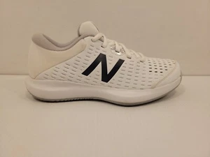 Beautiful! Womens NEW BALANCE 696v4 Tennis Shoes - Size US 7 M - Picture 1 of 6