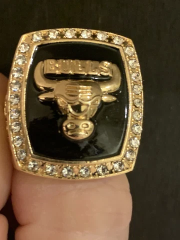1991 Chicago Bulls NBA championship ring Michael Jordan.  ( # 1  ) Cover
