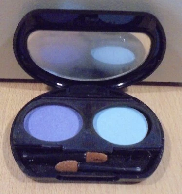 REVLON VTG CUSTOM EYES DUO COMPACT 001 WISTERIA / 101 BABY BLUE FROST - Image 1 of 4