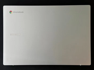 Samsung Galaxy Chromebook Go 14" (64GB eMMC, Intel Celeron N4500 2,80 GHz, 4GB) - Immagine 1 di 4