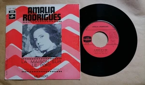 AMALIA RODRIGUES La maison sur le port (Vou dar de beber a dor) 7" 45T / Un Fado - Picture 1 of 2