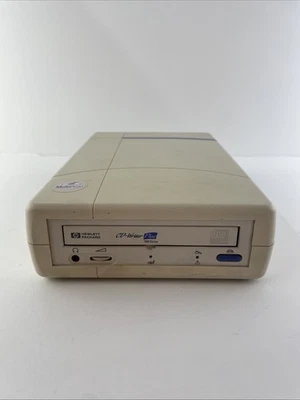 HP Hewlett Packard CD-Writer Plus 7200 Series - Immagine 1 di 4